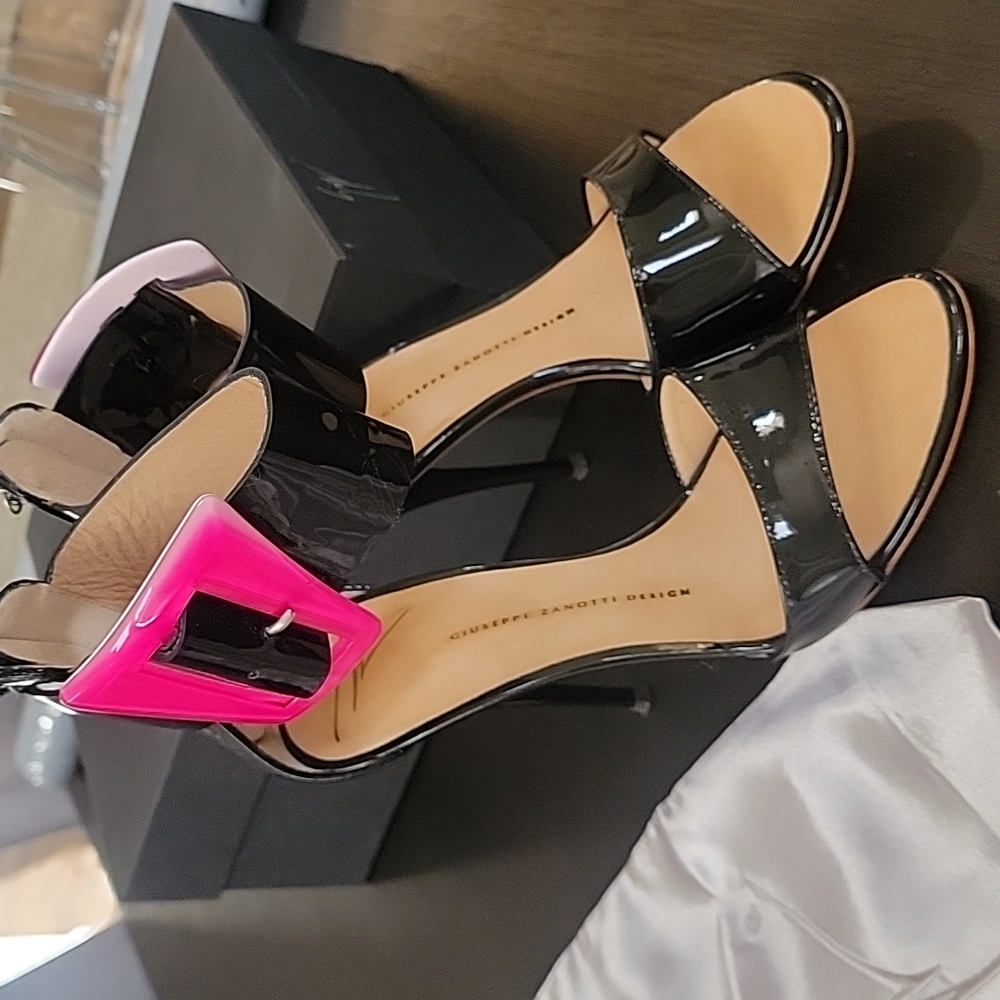 Giuseppe Zanotti stilettos